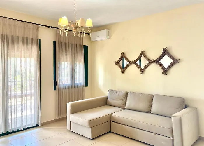 Agnadi Achladies (Skiathos)