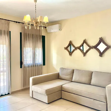 Agnadi Achladies (Skiathos)