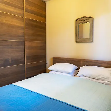 Agnadi Apartment